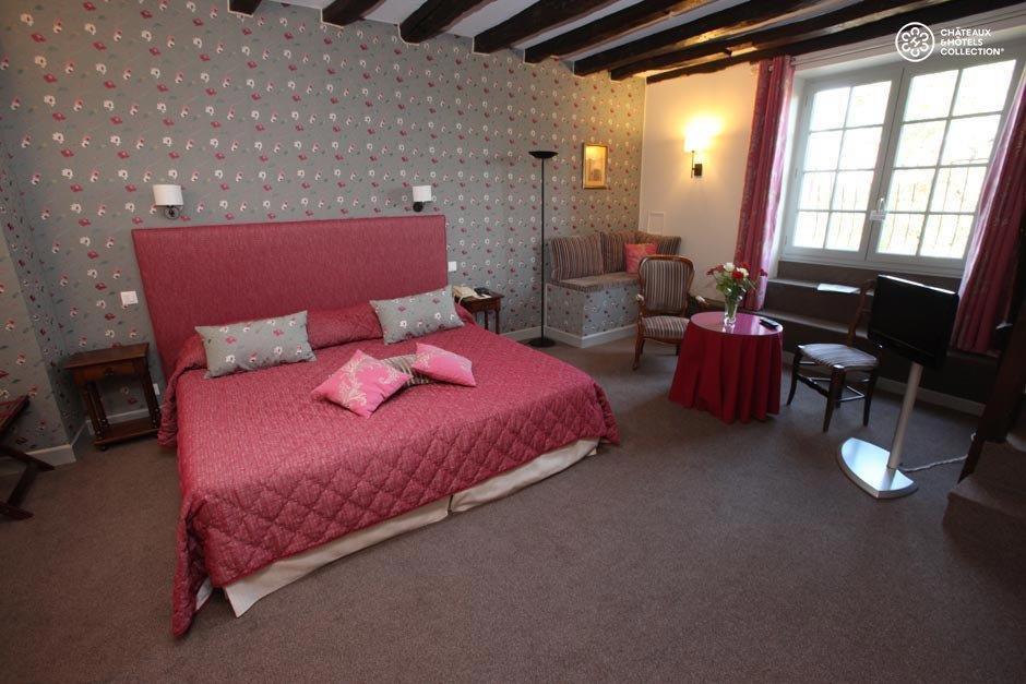 Hotel Chateau De Castel Novel - Les Collectionneurs Varetz Номер фото